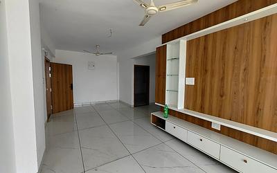 4 BHK for rent in aashima divine city Bhopal